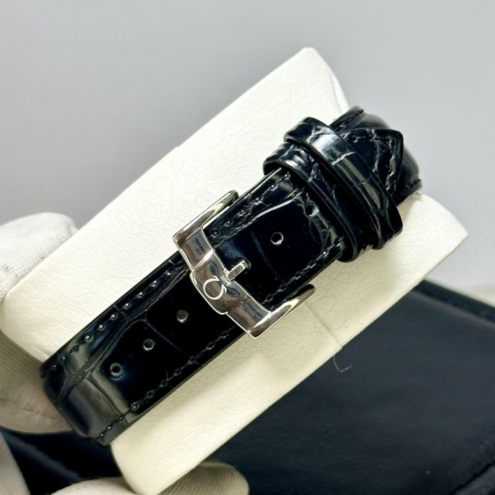 Часы мужские механические omega