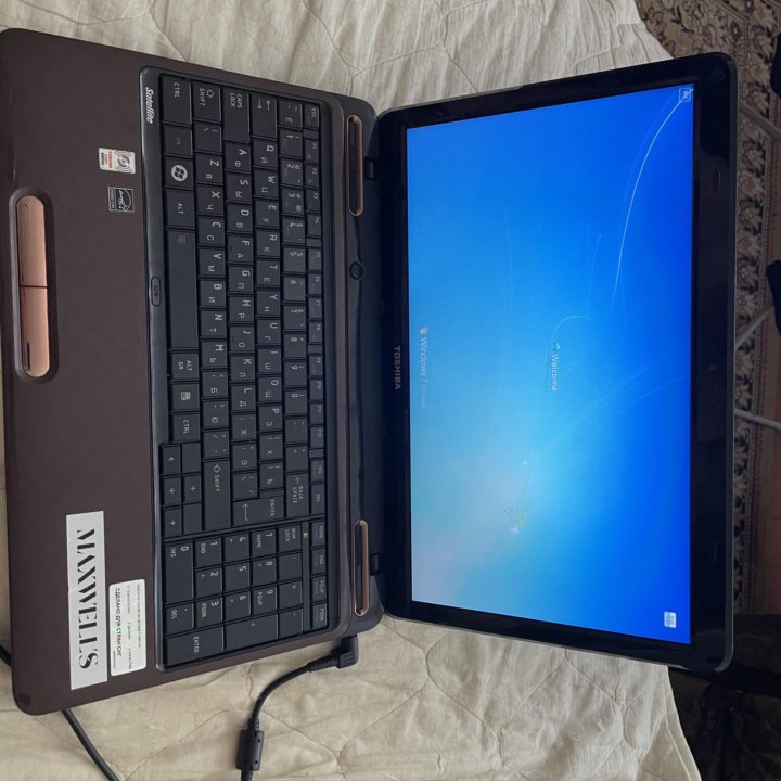 Toshiba satellite l755d-11x