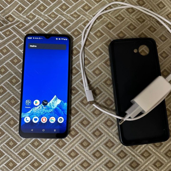 Смартфон Realme c30