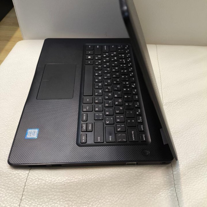 DELL 14 CORE i5 8250u/8gb ddr4 (32gb max)/512gb SS