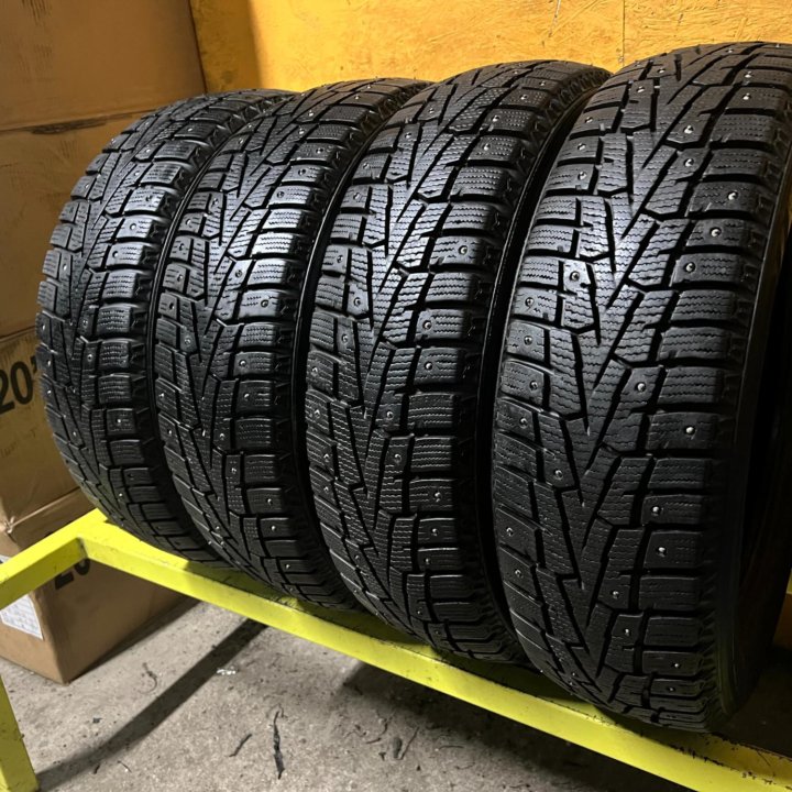 Зимние шины Roadstone Winguard Spike R15 Корея