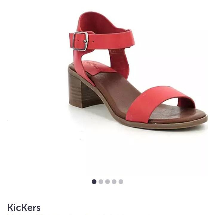 Новые кожаные босоножки Kickers