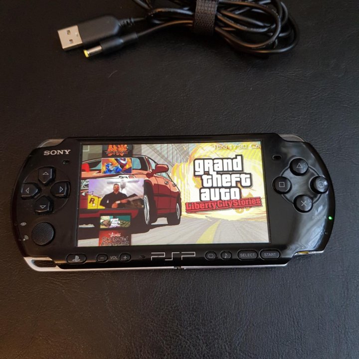 Sony PSP 3008, много игр