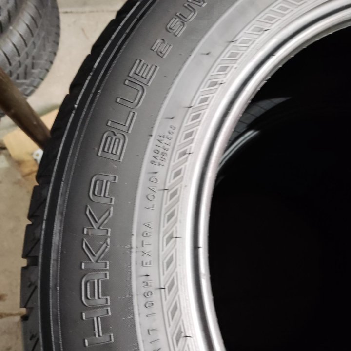 NOKIAN 225/65 R17 лето 4шт.