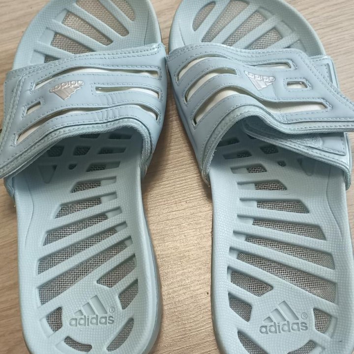 Шлепанцы Adidas 37р.