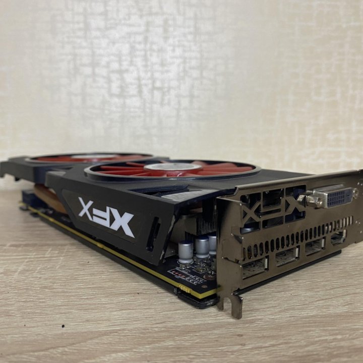 Видеокарта XFX RX 570 8gb