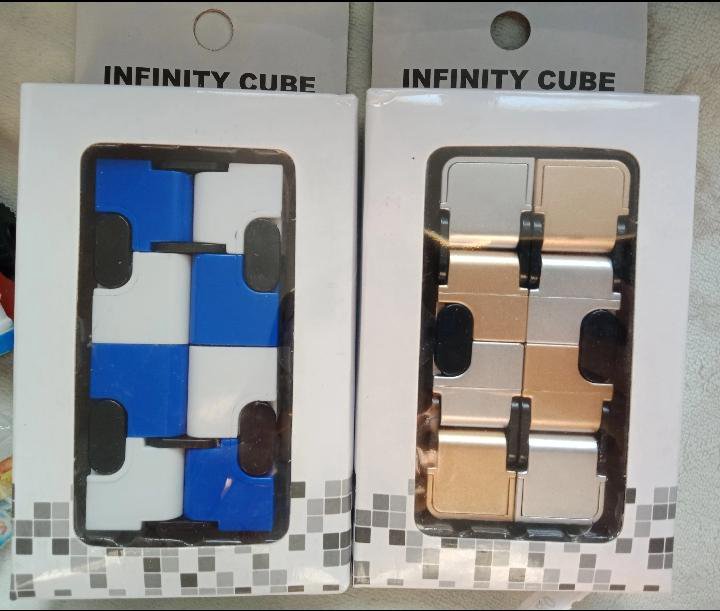 Головоломка infinity cube