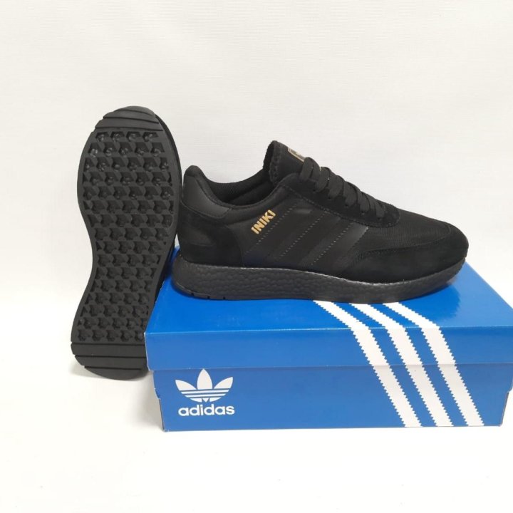 Кроссовки Adidas дышащие артикул 966 чёрный