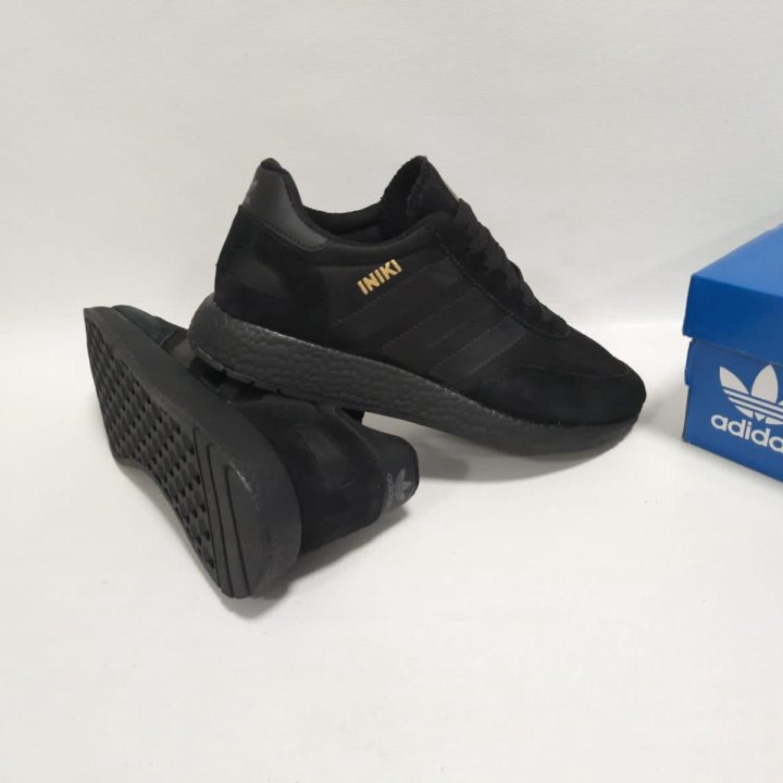 Кроссовки Adidas дышащие артикул 966 чёрный