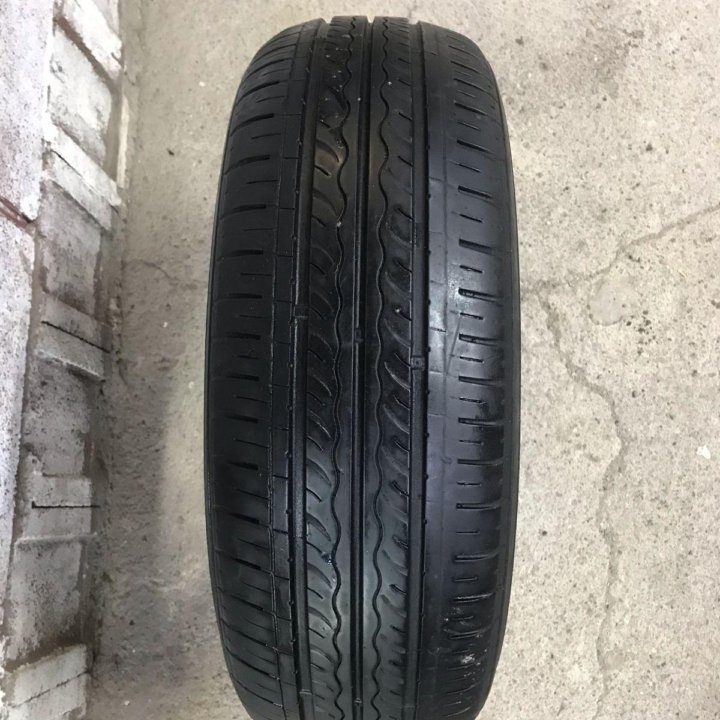 Kumho Solus KH17 R15 185/65