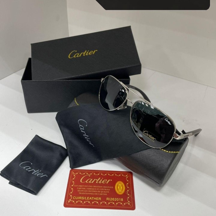 Солнцезащитные очки Cartier