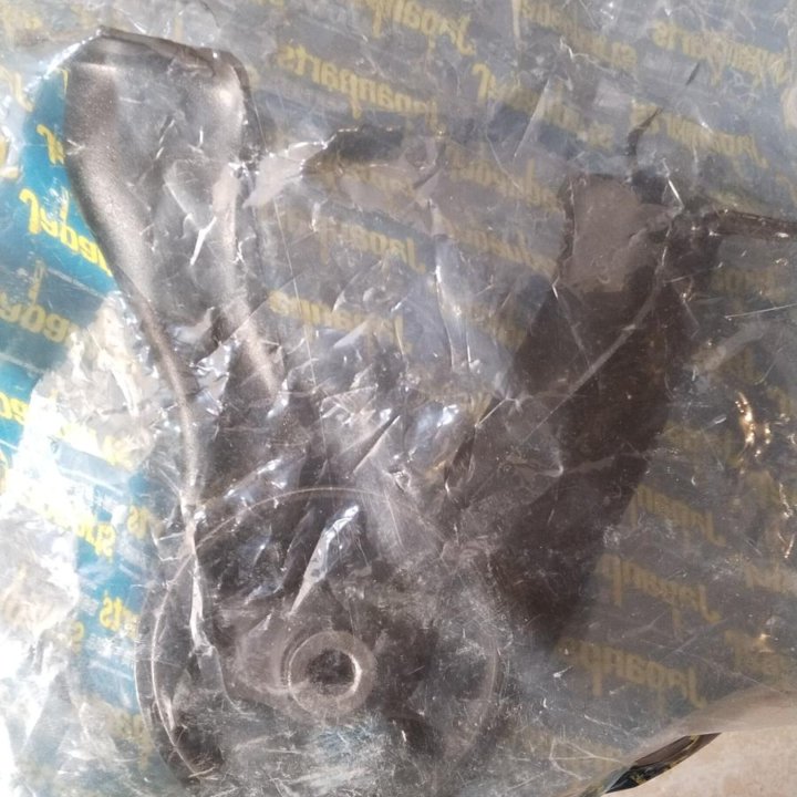 Опора двигателя Lancer lX