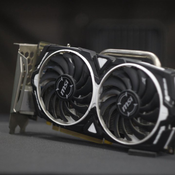 Armor RX 570 8GB