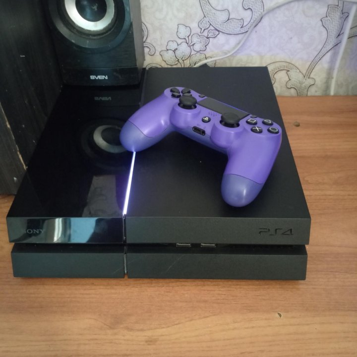 Sony PlayStation 4