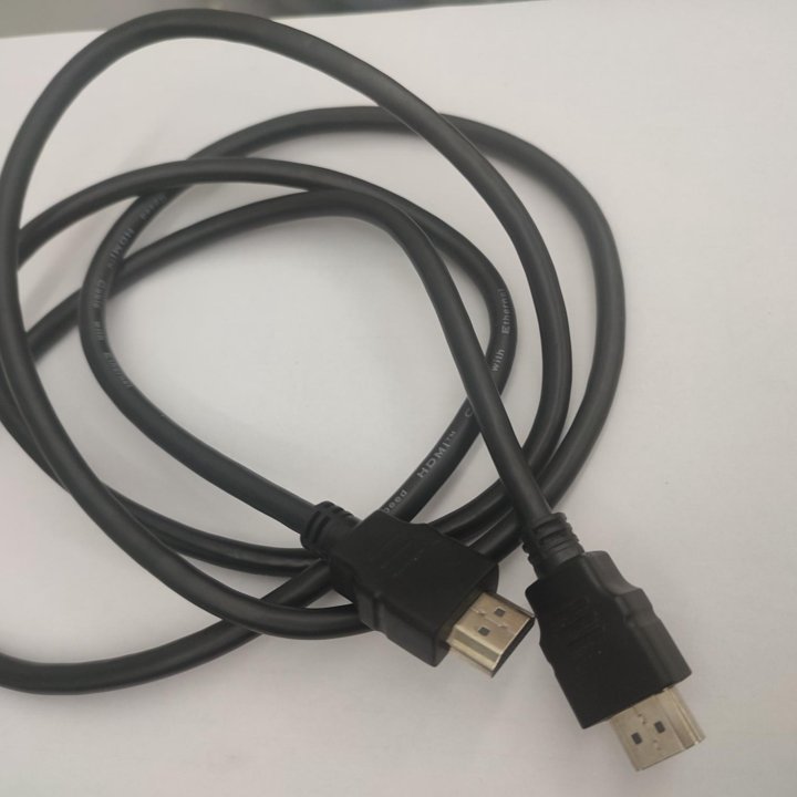 Кабель HDMI