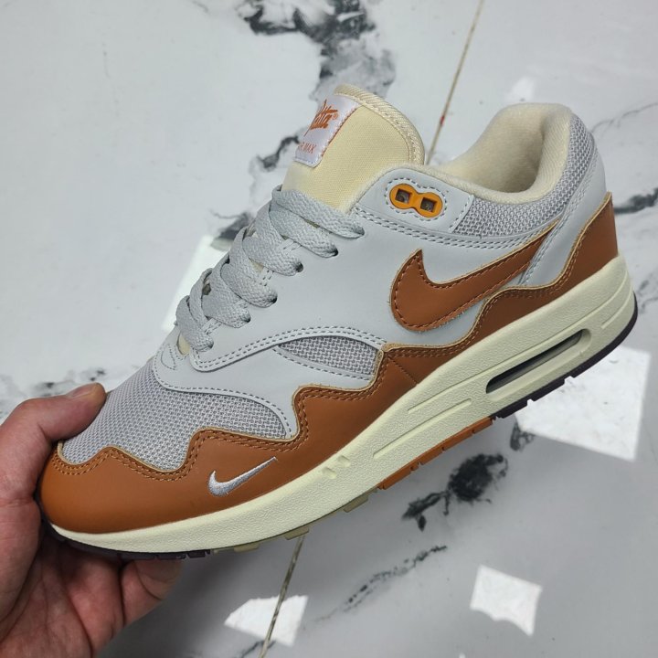 Nike Air Max 1