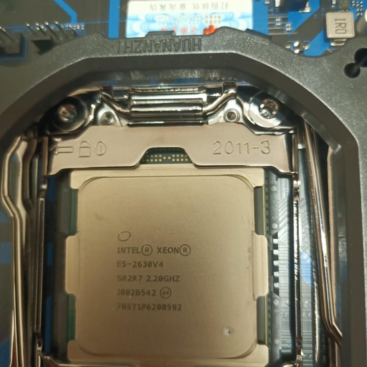 Kомплект x99-qd4 2011v3 Xeon E5 2630v4 8gb DDR4