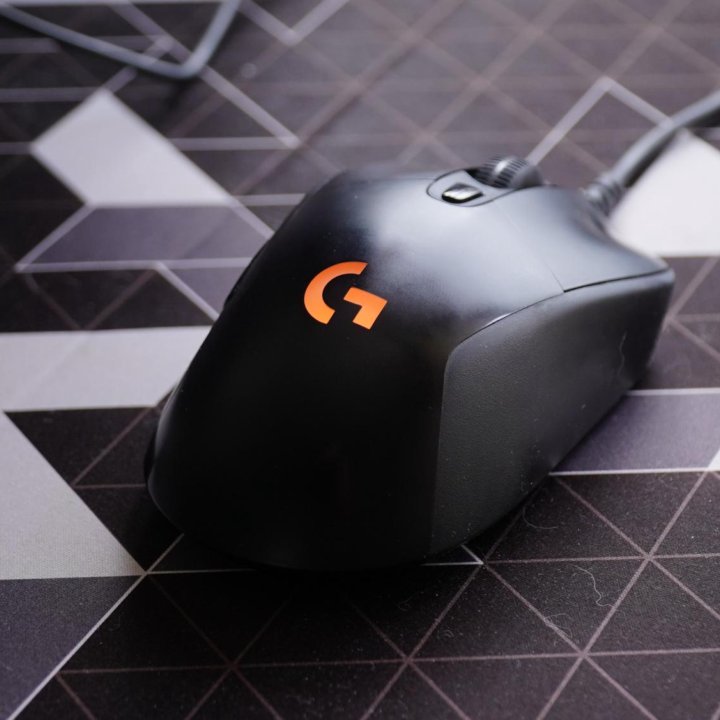 Беспроводная игровая мышь Logitech G703