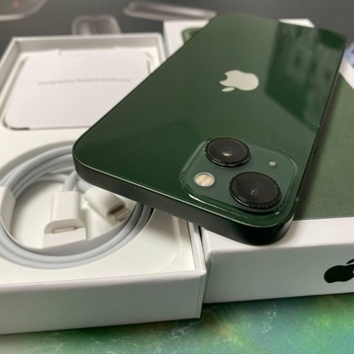 Apple iPhone 13 256Gb Green Как новый