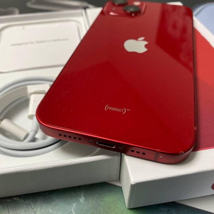 Apple iPhone 13 256Gb Product RED Как новый