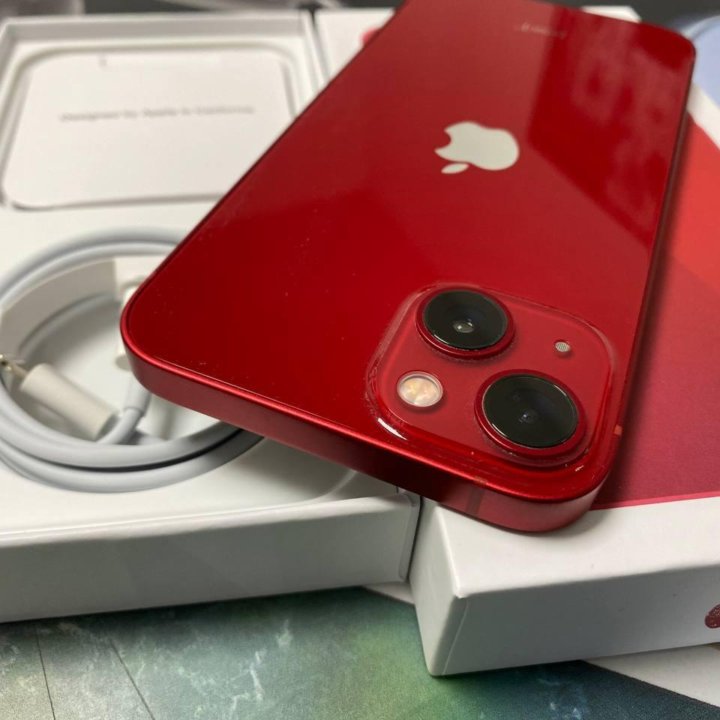 Apple iPhone 13 256Gb Product RED Как новый