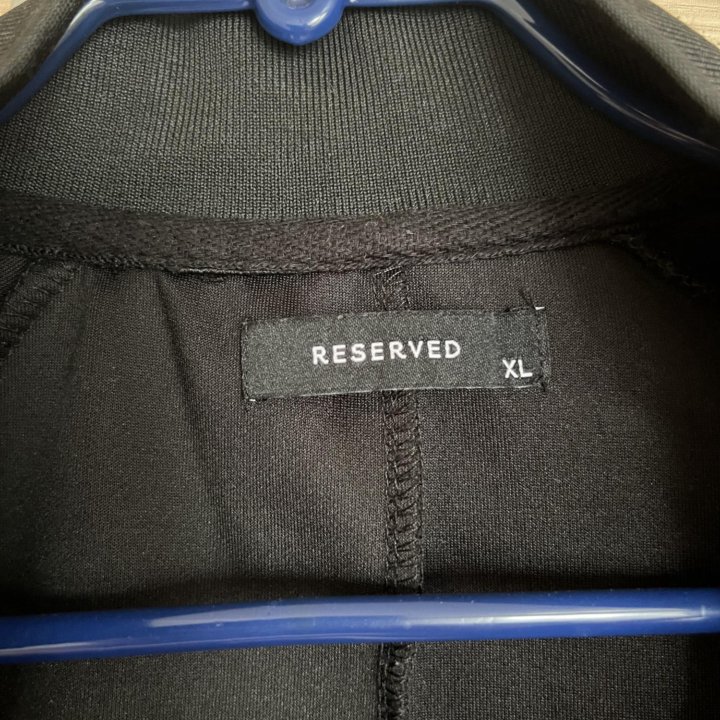 Женская олимпийка «Reserved»