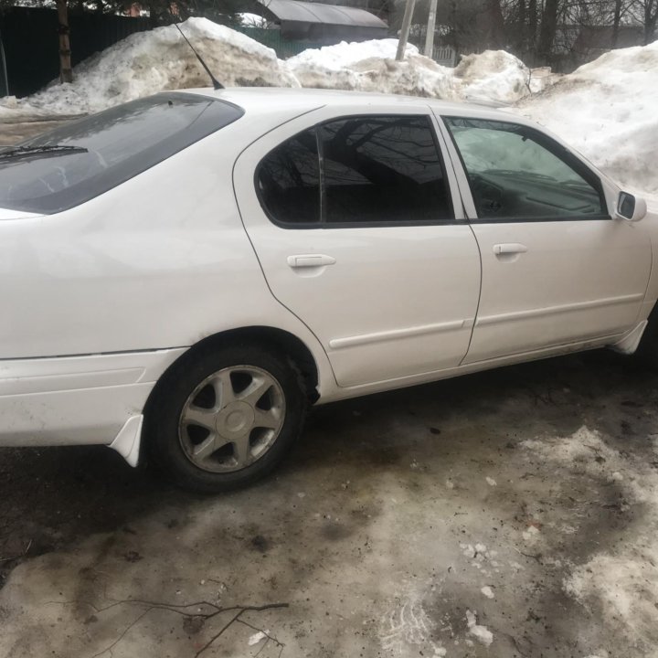 Nissan Primera, 1998