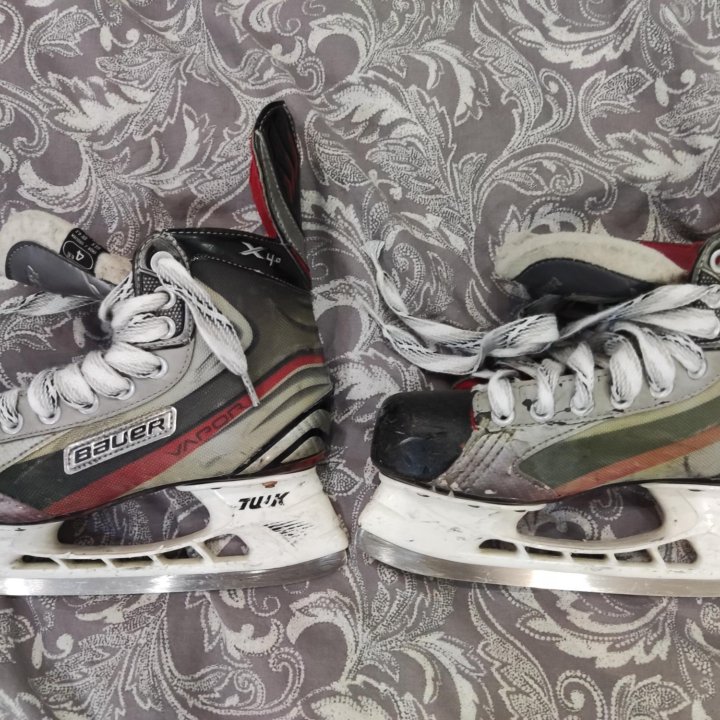 Хоккейные коньки Bauer vapor x4.0