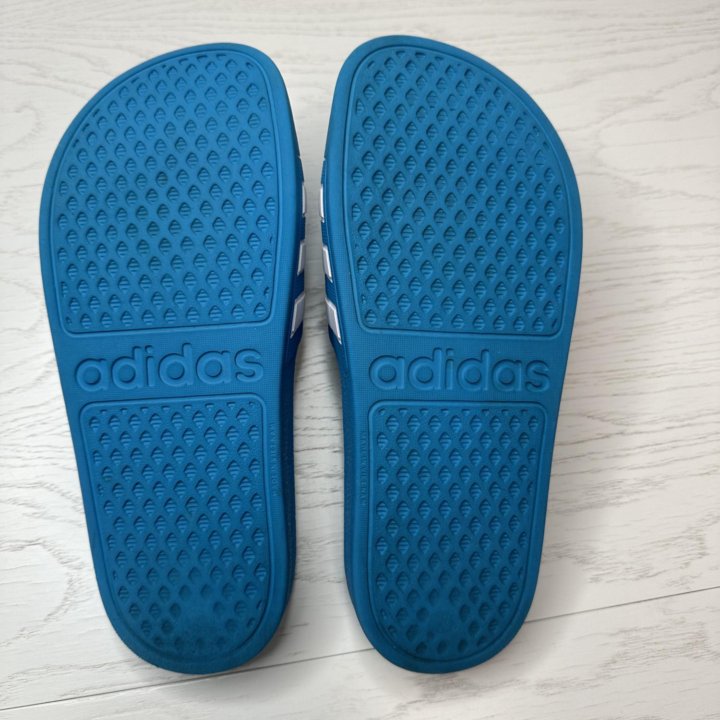 Шлепанцы Adidas оригинал 34-35