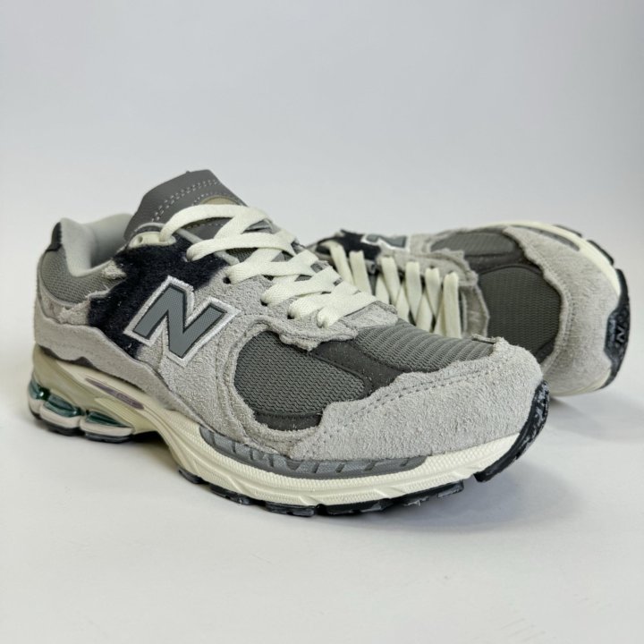 Мужские Кроссовки new balance 2002r