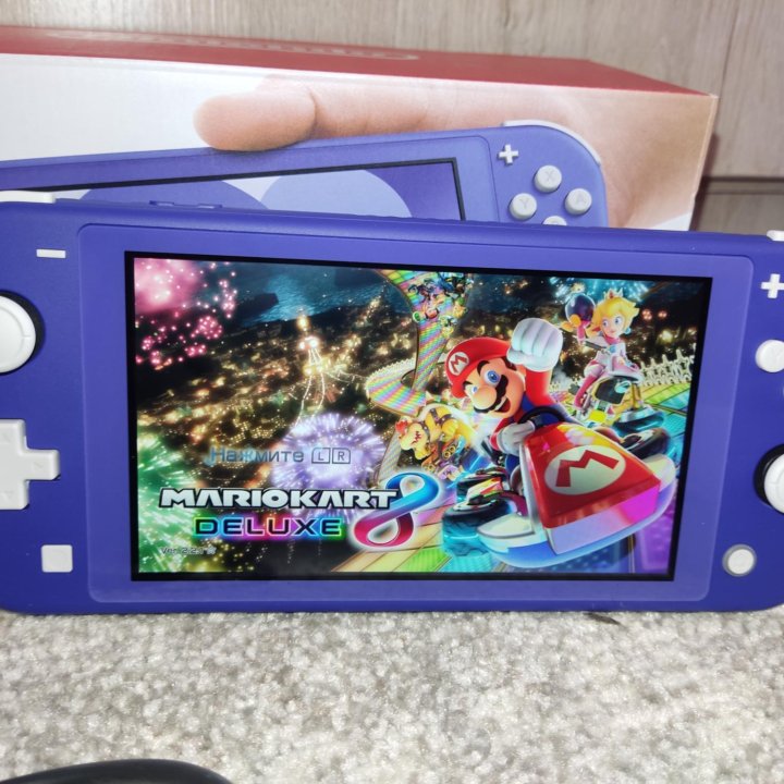 новая Nintendo Switch Lite 128Gb+1000 игр