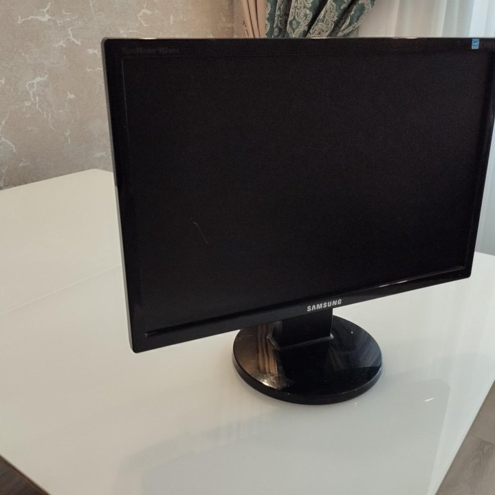 Монитор Samsung 19''