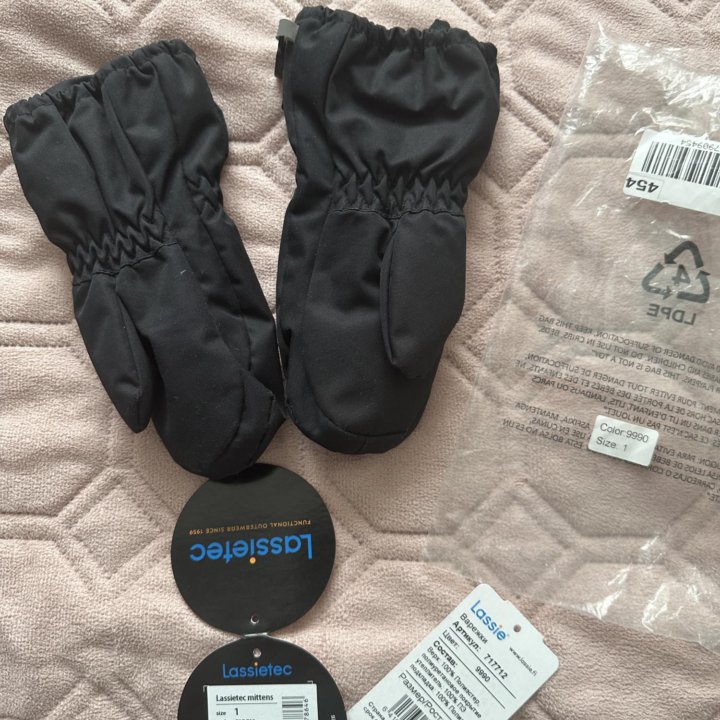 Варежки краги Lassie 1