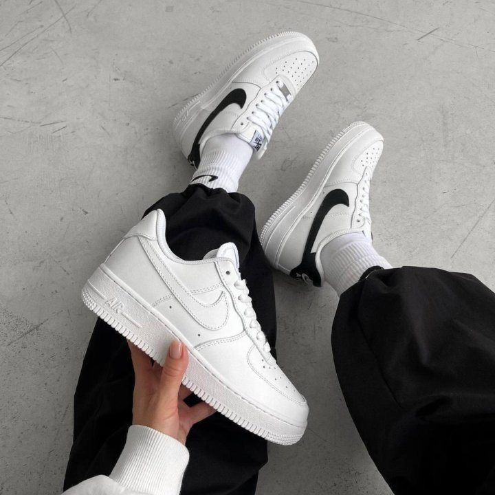 Кроссовки Nike Air Force 1