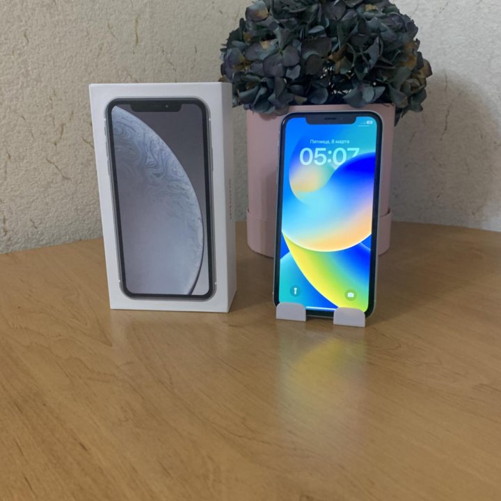 iPhone XR 256GB White Ростест Идеал