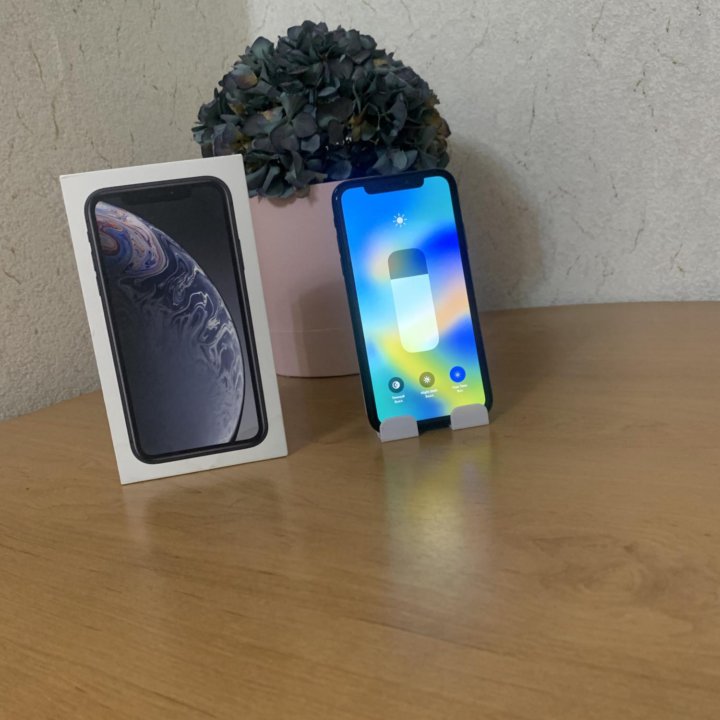 iPhone XR 64GB Black Ростест