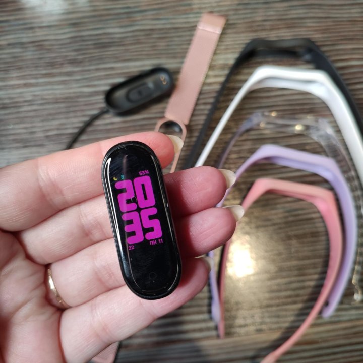 Часы mi band 4