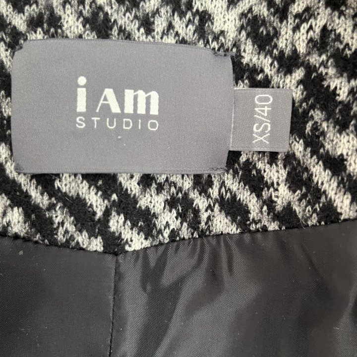 Пальто i Am studio