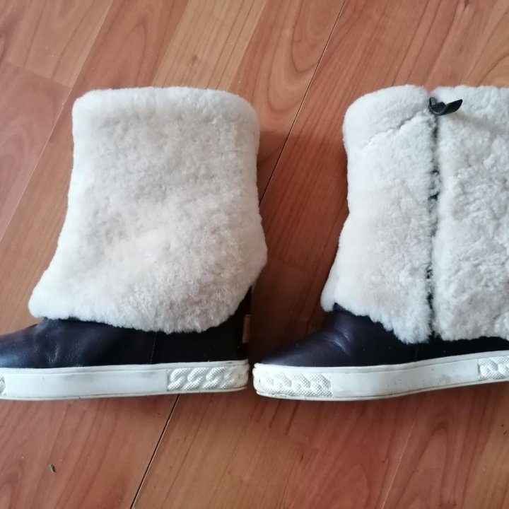 Зимние полусапоги Casadei 36-36,5