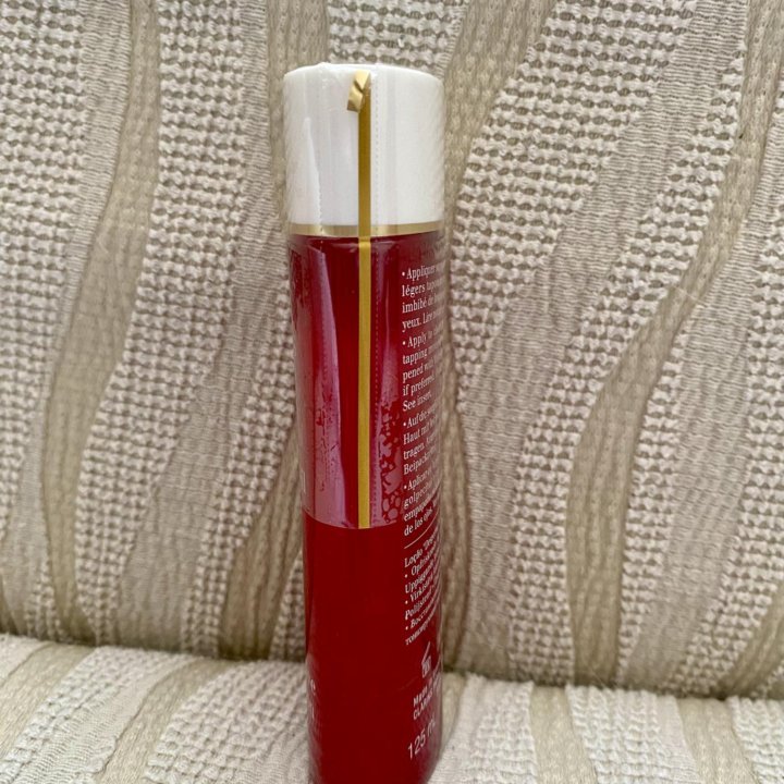 Разглаживающий флюид CLARINS