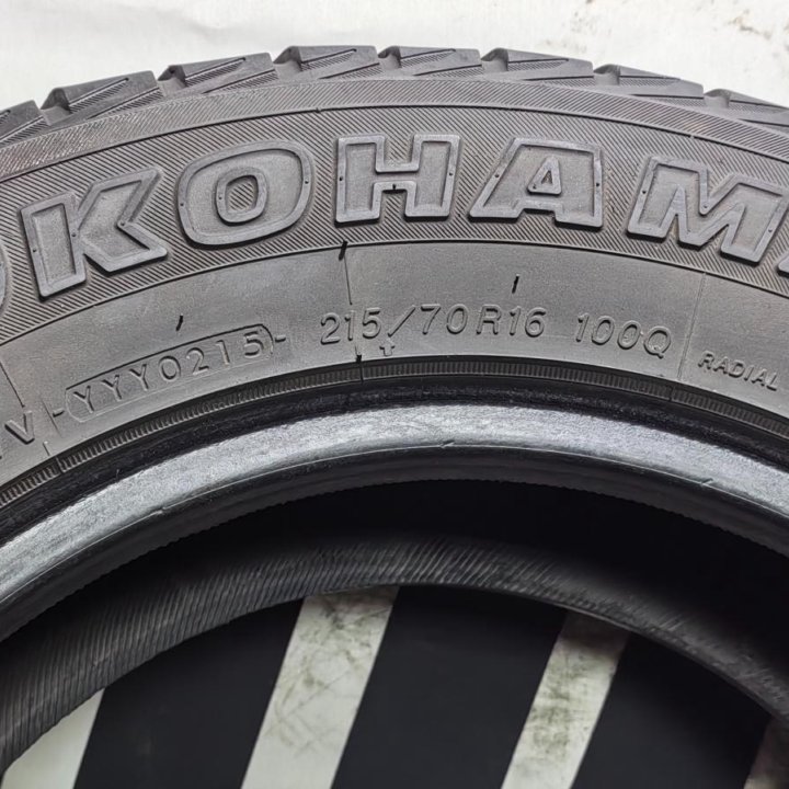 215/70R16 100Q Yokohama Geolandar I/T G073 пара