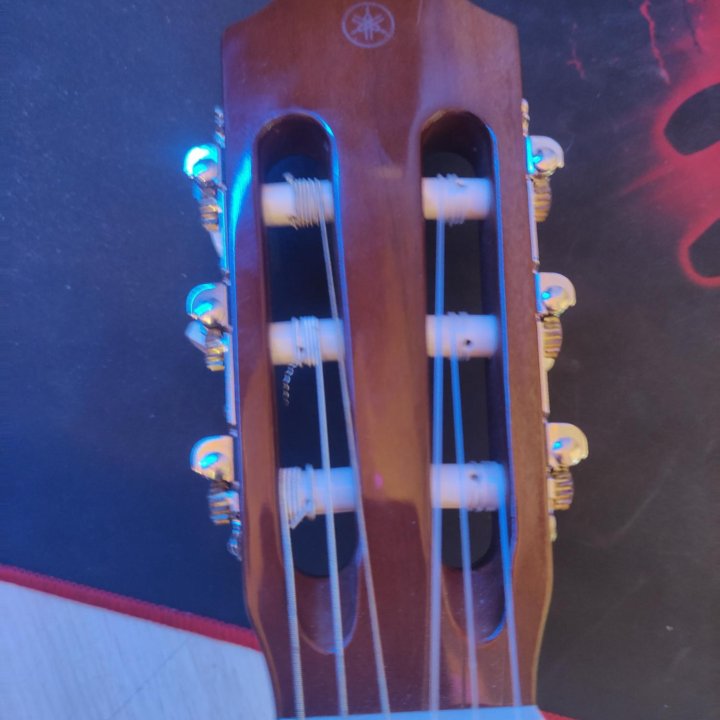 Гитара Yamaha c 40