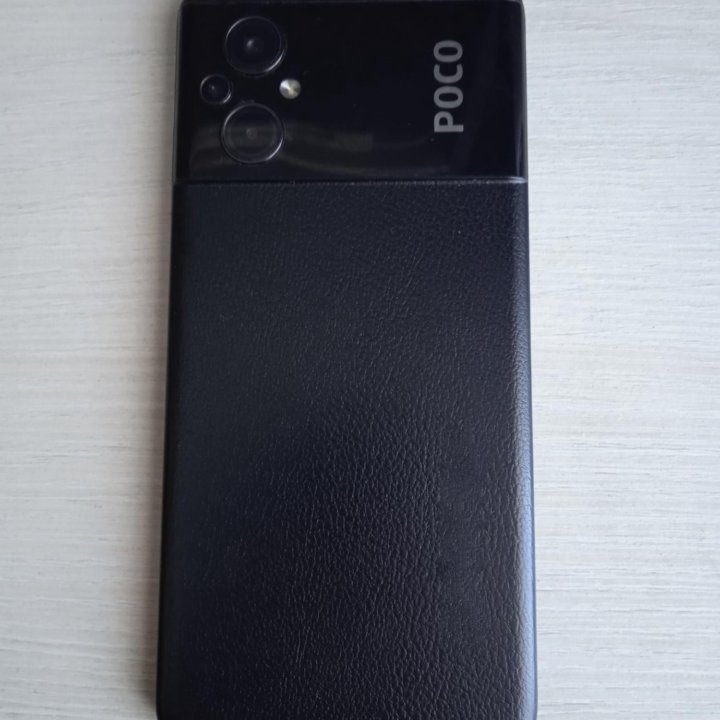 Телефон Poco m5