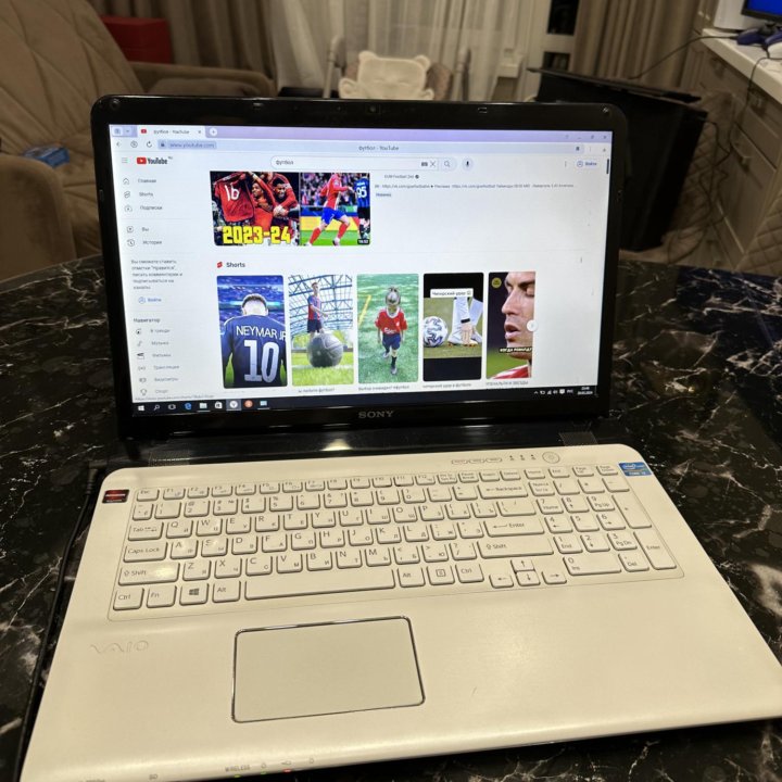 Большой мощный Sony Vaio SVE17 Core i3/12/1000/17