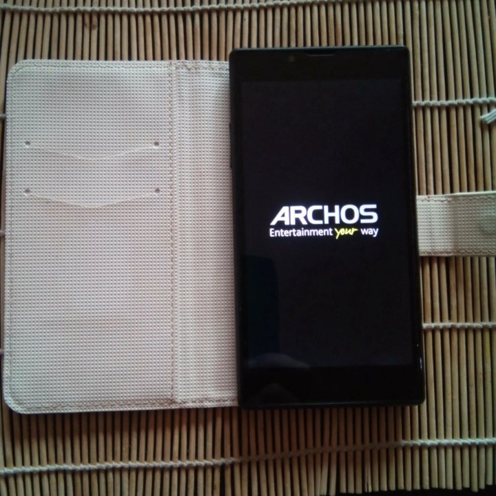 Смартфон Archos 55 Platinum