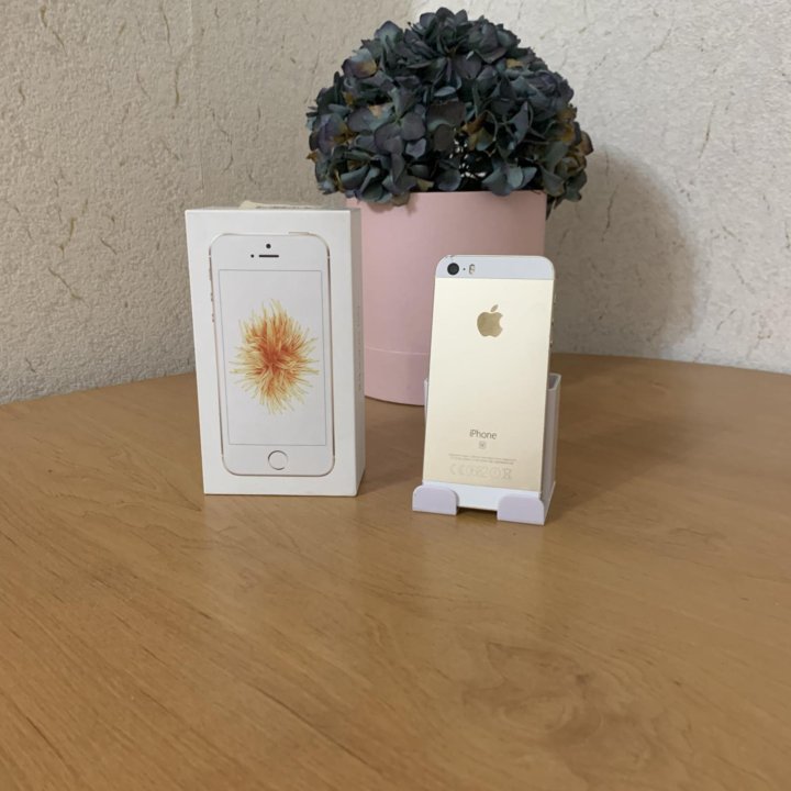 iPhone SE 32GB Ростест