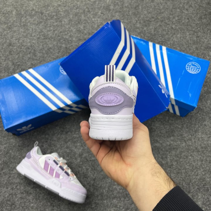 Кроссовки Adidas