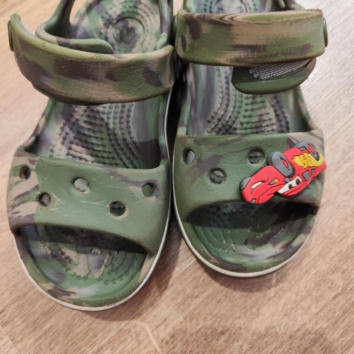 Сандалии crocs c9