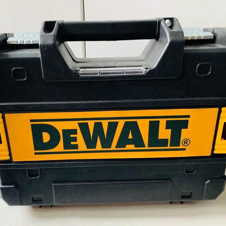 Гайковерт DeWALT бесщеточный