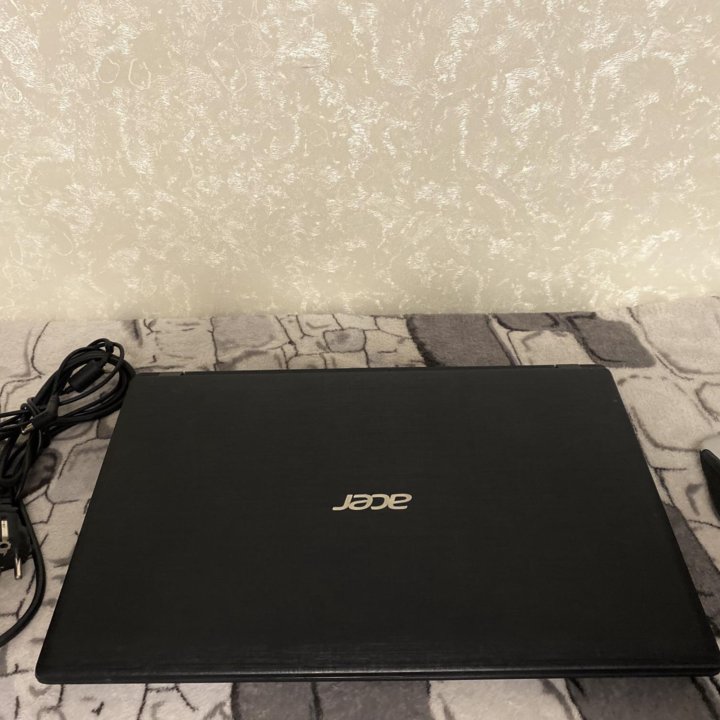 Мощный и лёгкий ноутбук Acer/2.50Ghz/SSDM2/АКБ5ч